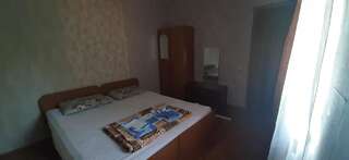 Гостевой дом Гостевой дом Диана Пицунда-0